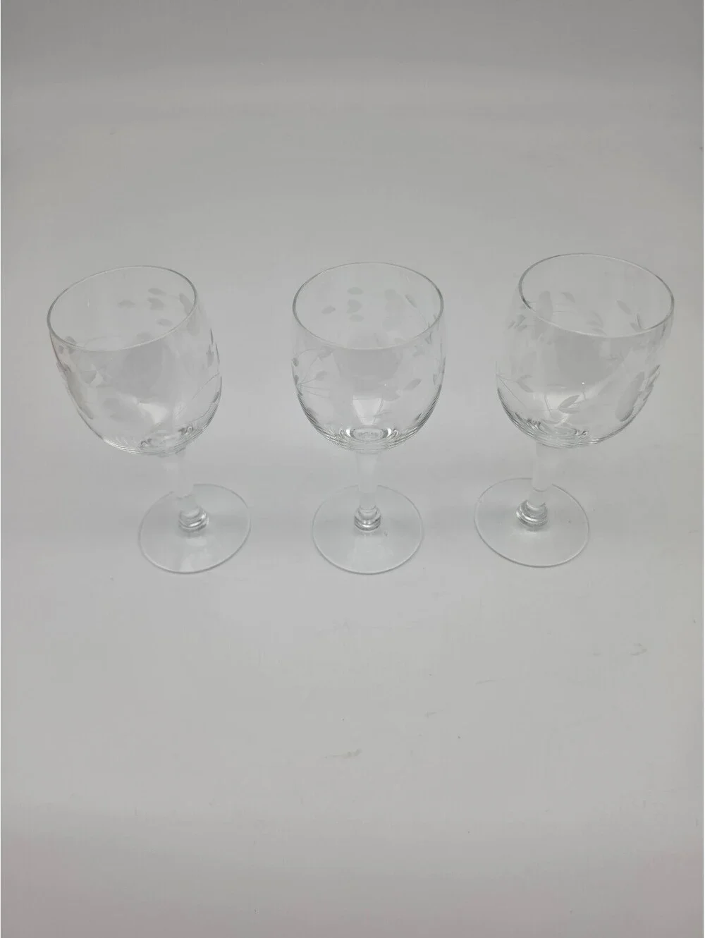 Set of 6 Princess House Clear Etched Red Wine Glasses with Leaf Pattern